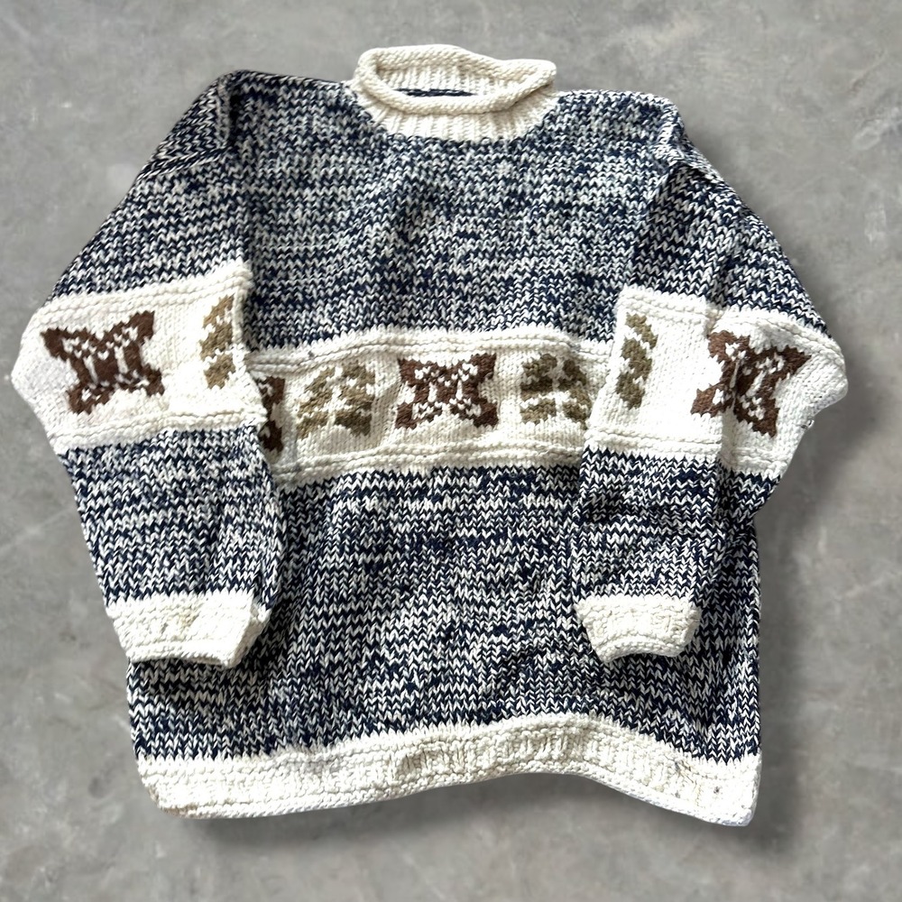 Rey Wear Handmade 100% Wool Sweater Ecuador Geometric Pattern Turtleneck